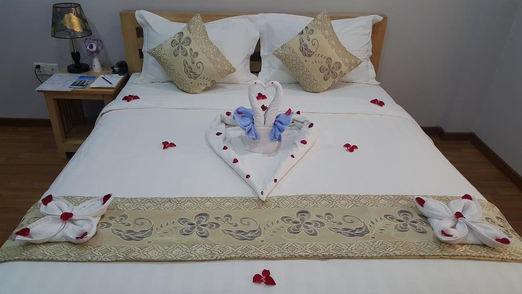 Asian Smile Hotel Янгон Екстер'єр фото