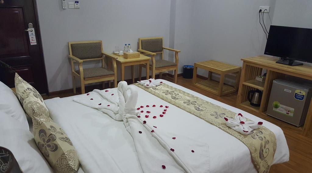 Asian Smile Hotel Янгон Екстер'єр фото