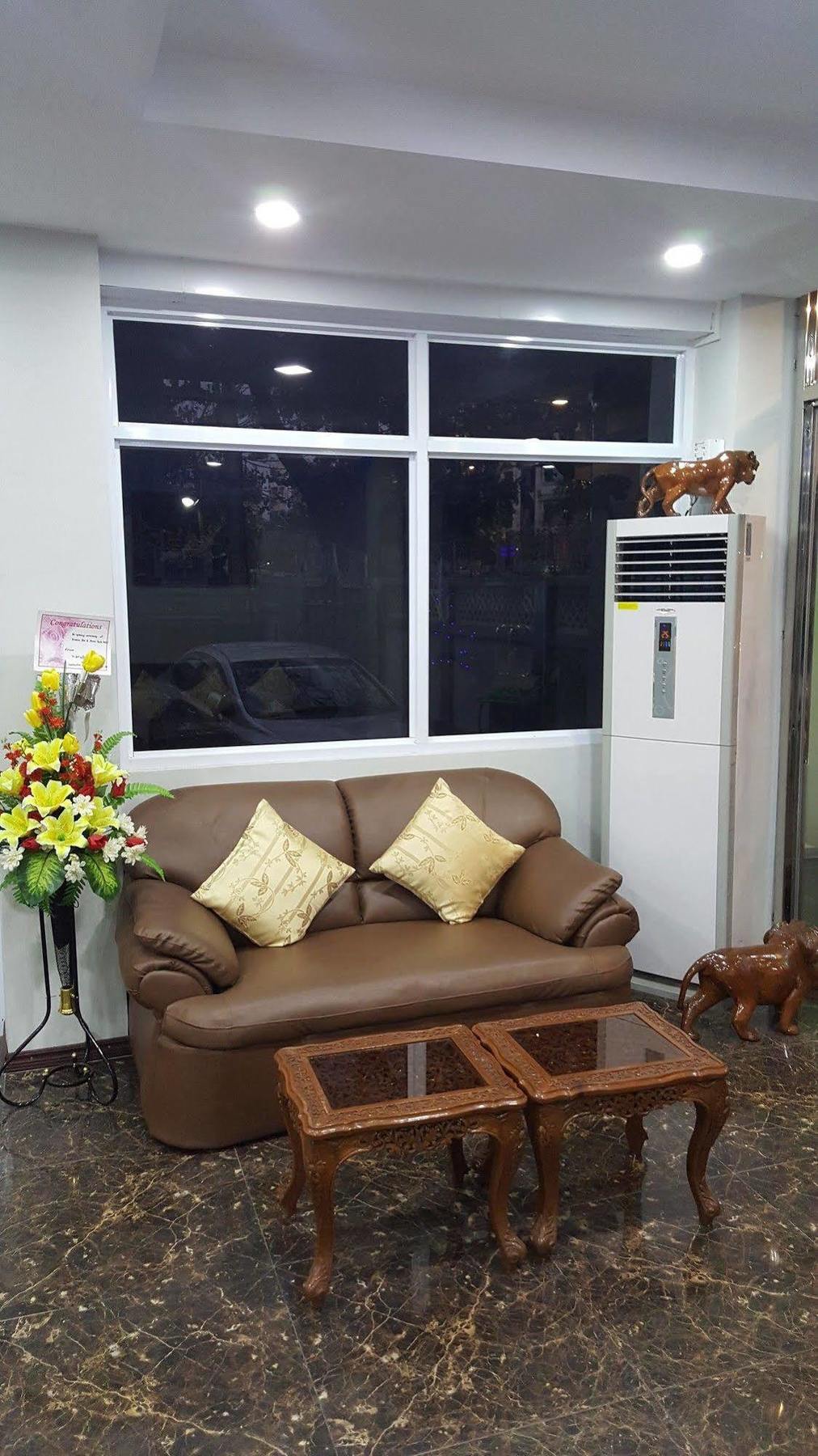 Asian Smile Hotel Янгон Екстер'єр фото