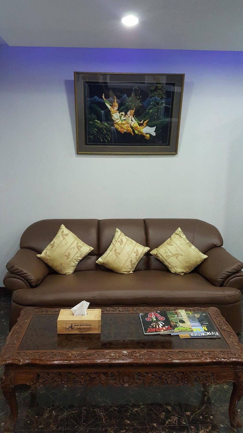 Asian Smile Hotel Янгон Екстер'єр фото